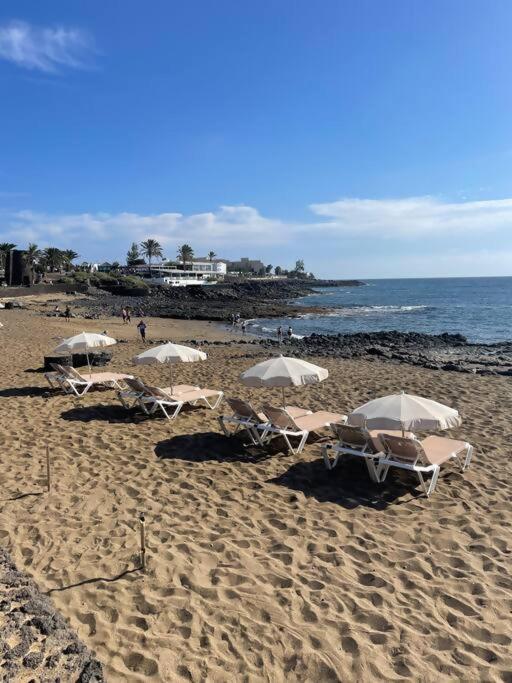 Precioso Rincon Entre El Mar Y Los Volcanes Costa Teguise Bagian luar foto