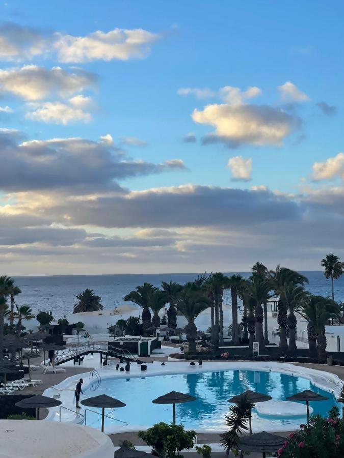Precioso Rincon Entre El Mar Y Los Volcanes Costa Teguise Bagian luar foto